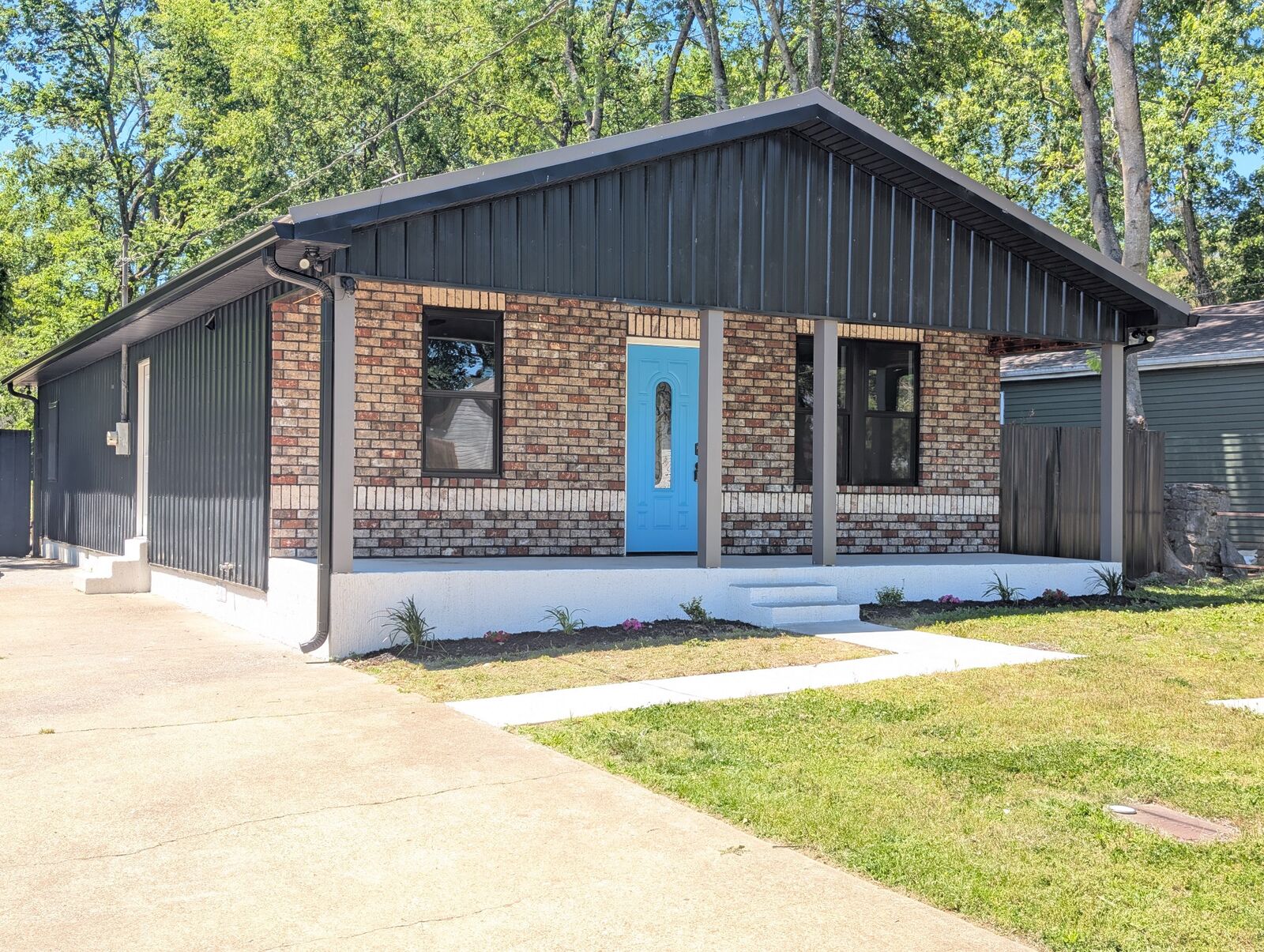 Property Photo:  244 Warrior Rd  TN 37115 