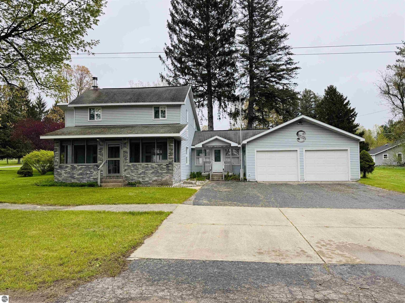 Property Photo:  408 Garfield Street  MI 49656 