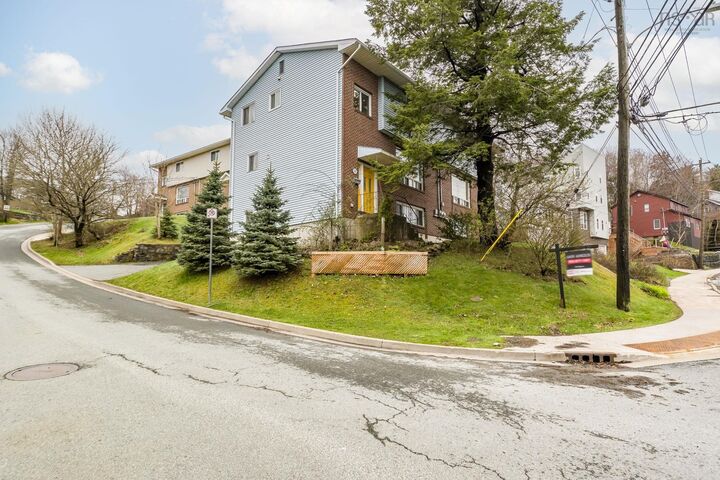 Property Photo:  562 St. Margarets Bay Road  NS B3N 1K7 