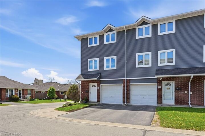 Property Photo:  50A Harris Avenue  ON N3R 2E9 
