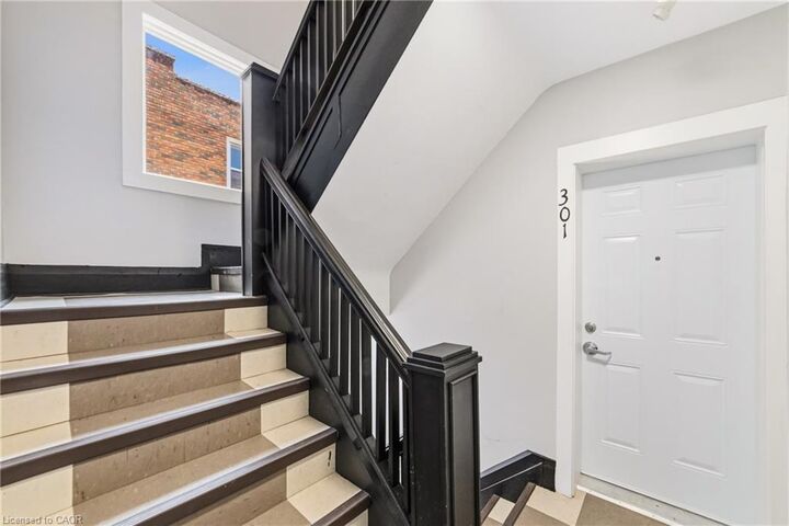 Property Photo:  1544 King Street E 301  ON L8K 1S9 