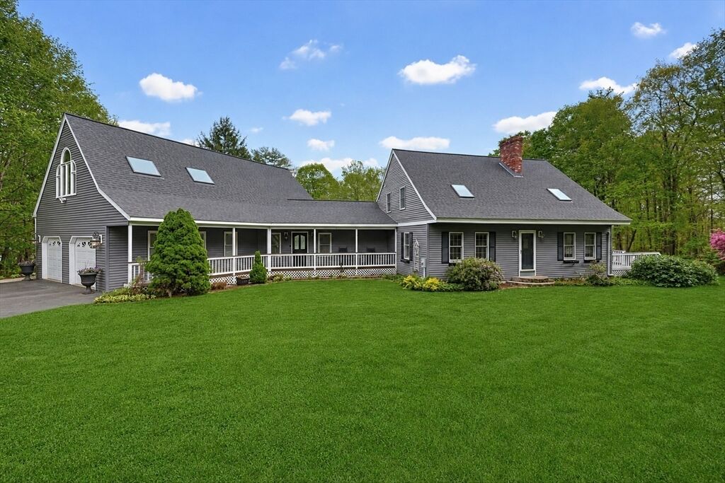 Property Photo:  9 River St  MA 01568 