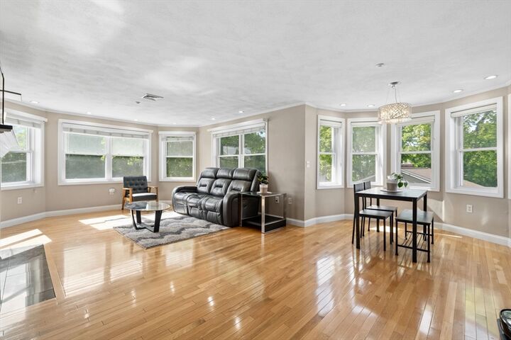 Property Photo: 437 N Main St C MA 01810
