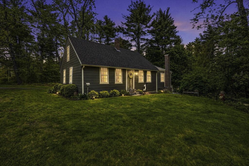 Property Photo:  238 South St  MA 01516 