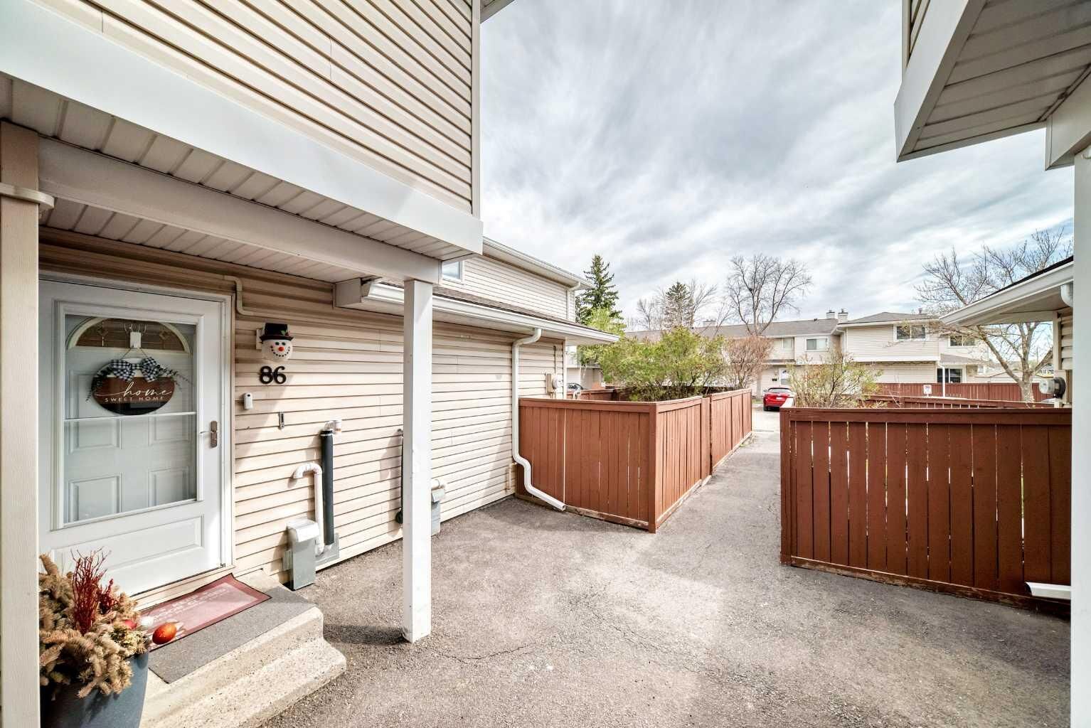 Property Photo:  1155 Falconridge Drive NE 86  AB T3J 1E1 