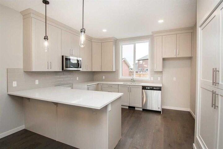 Property Photo: 504 Kitstone Gate AB T0M 0N0