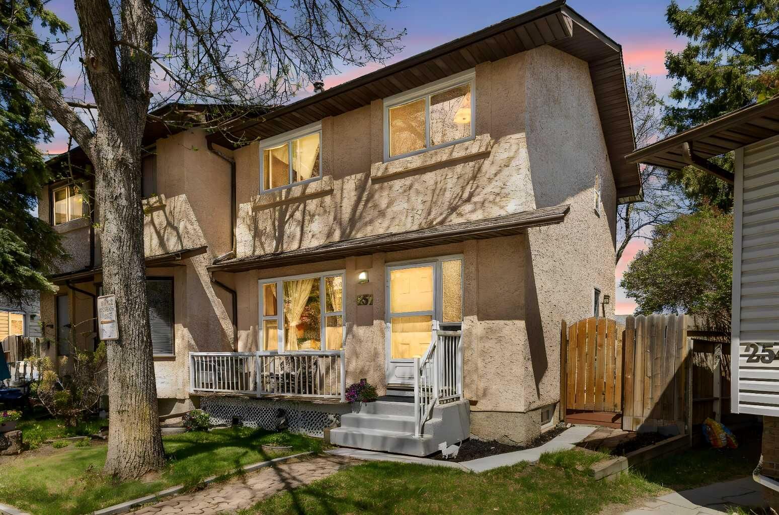 Property Photo:  252 Templeview Way NE  AB T1Y 3Y9 