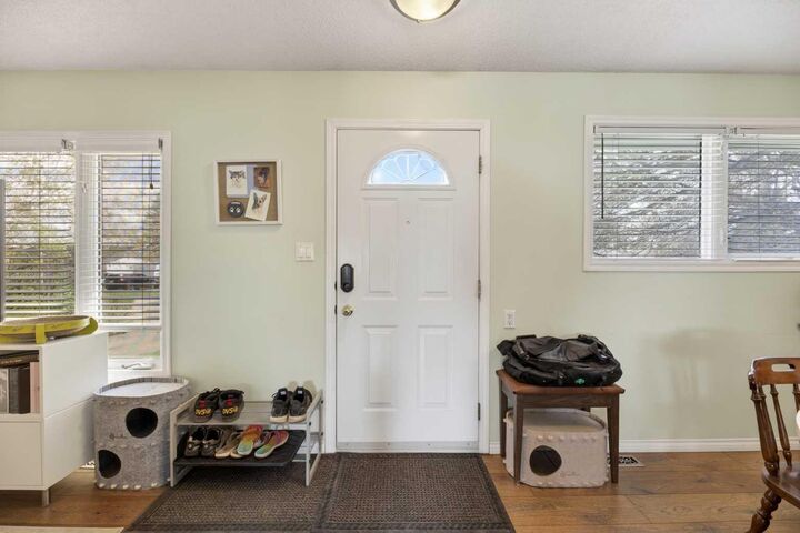 Property Photo:  5126 44 Street  AB T4H 1A6 