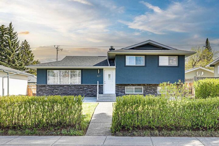 427 96 Avenue SE — photo 1