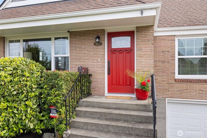 Property Photo:  4802 N 24th Street  WA 98406 