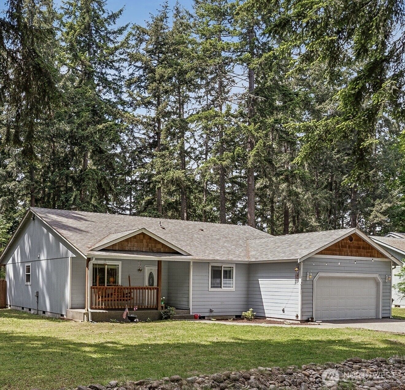 Property Photo: 17903 Overlake Court SE WA 98597