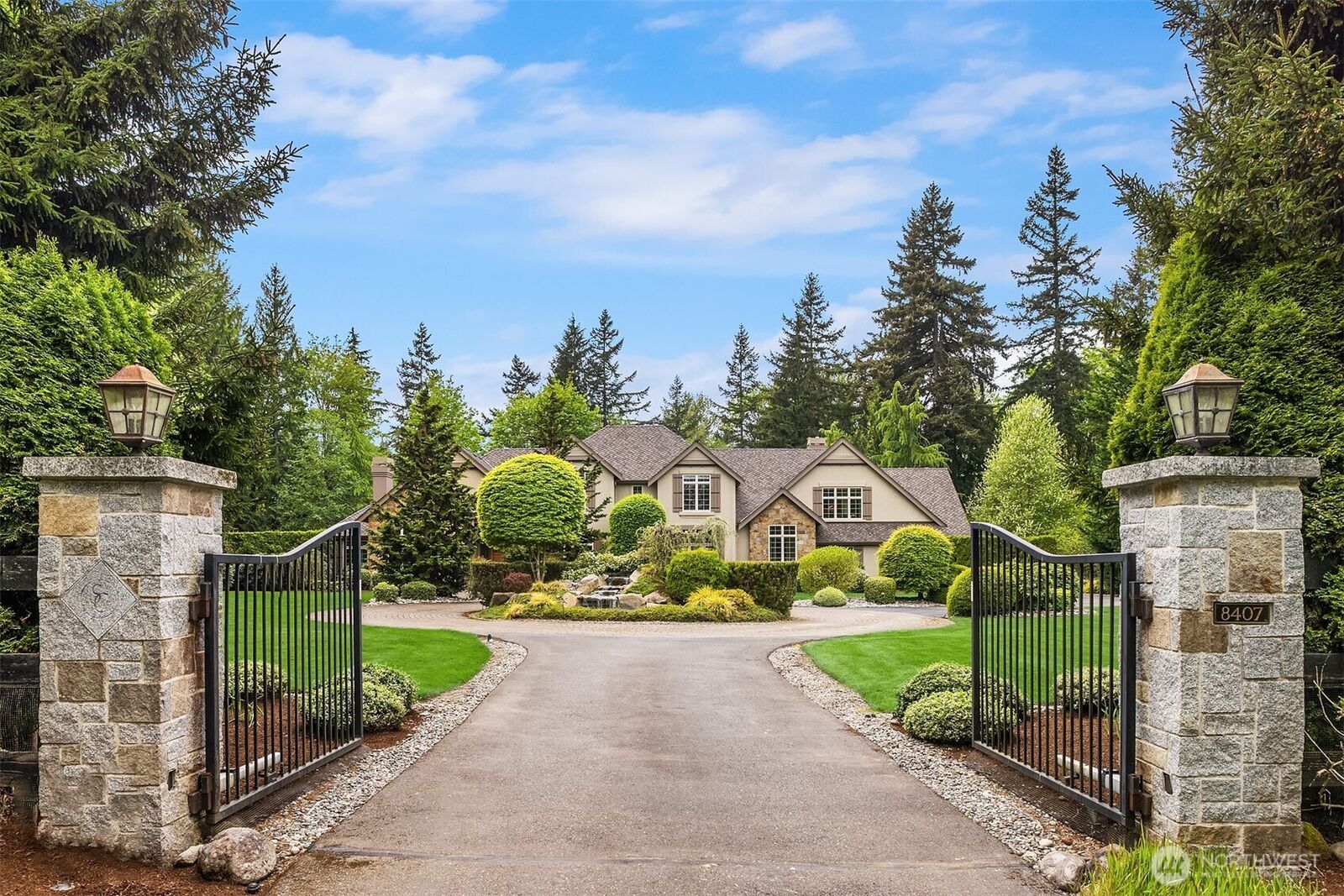 Property Photo: 8407 255th Avenue NE WA 98053