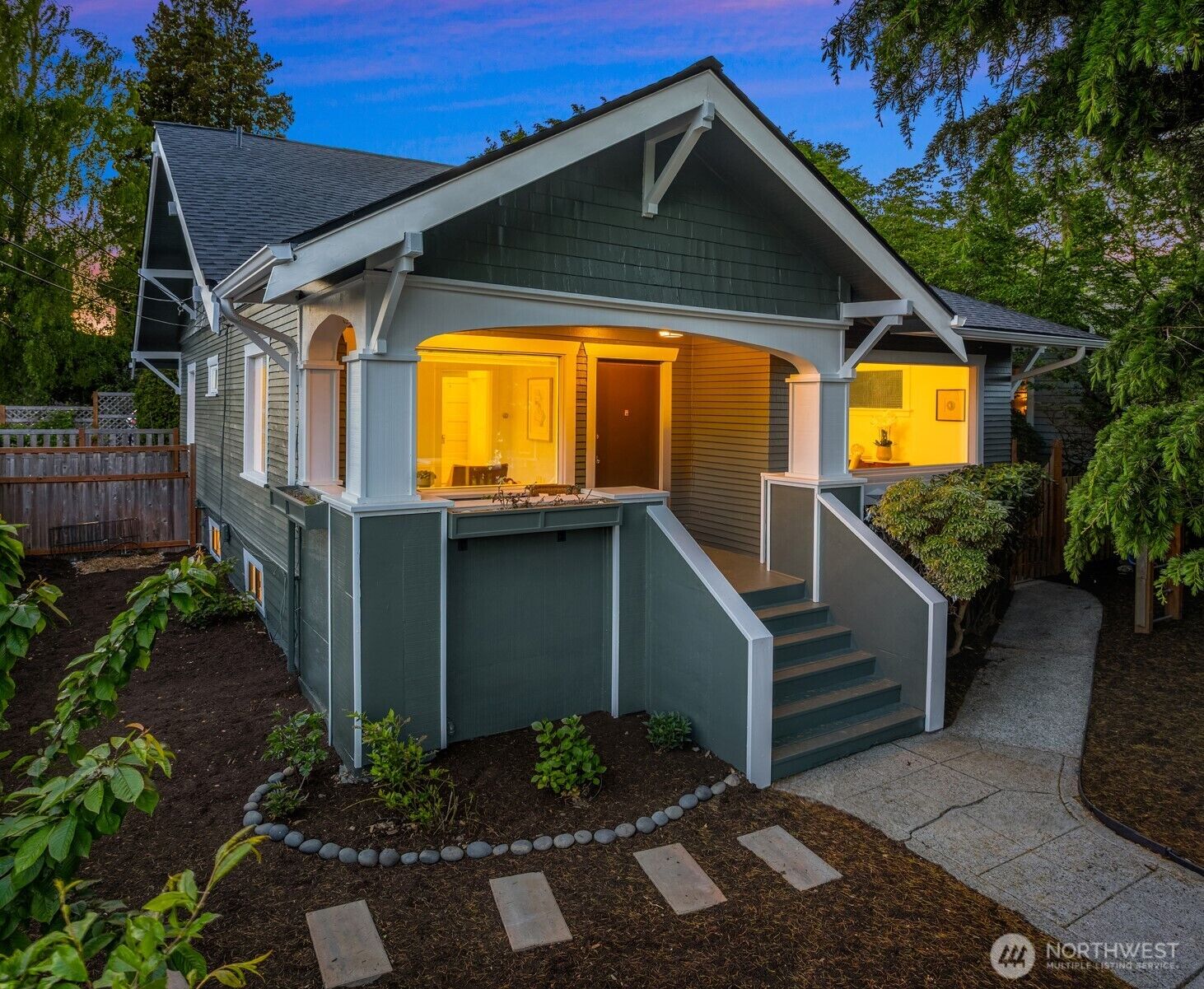 Property Photo:  6903  32nd Avenue NW  WA 98117 