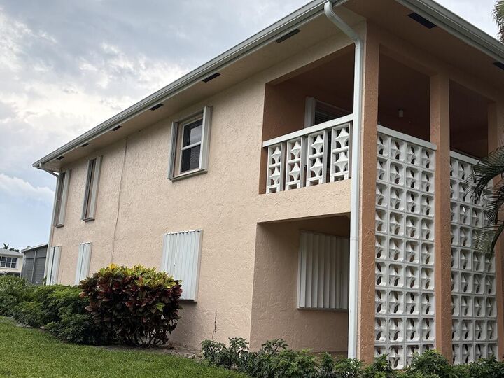 Property Photo:  1441 NW 19th Terrace 201  FL 33445 