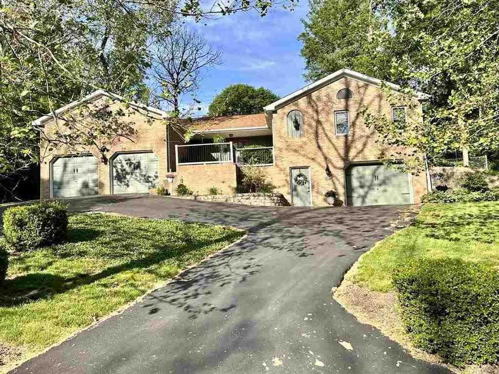 Property Photo:  711 Hidden Valley Drive  IN 47374 