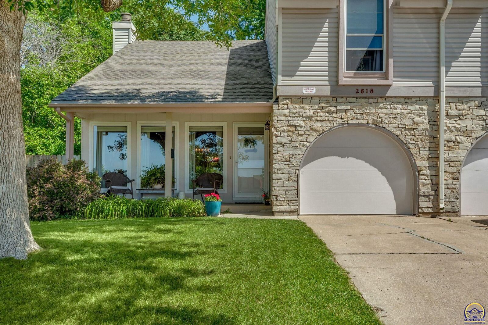 Property Photo:  2618 SW 30th St  KS 66611 