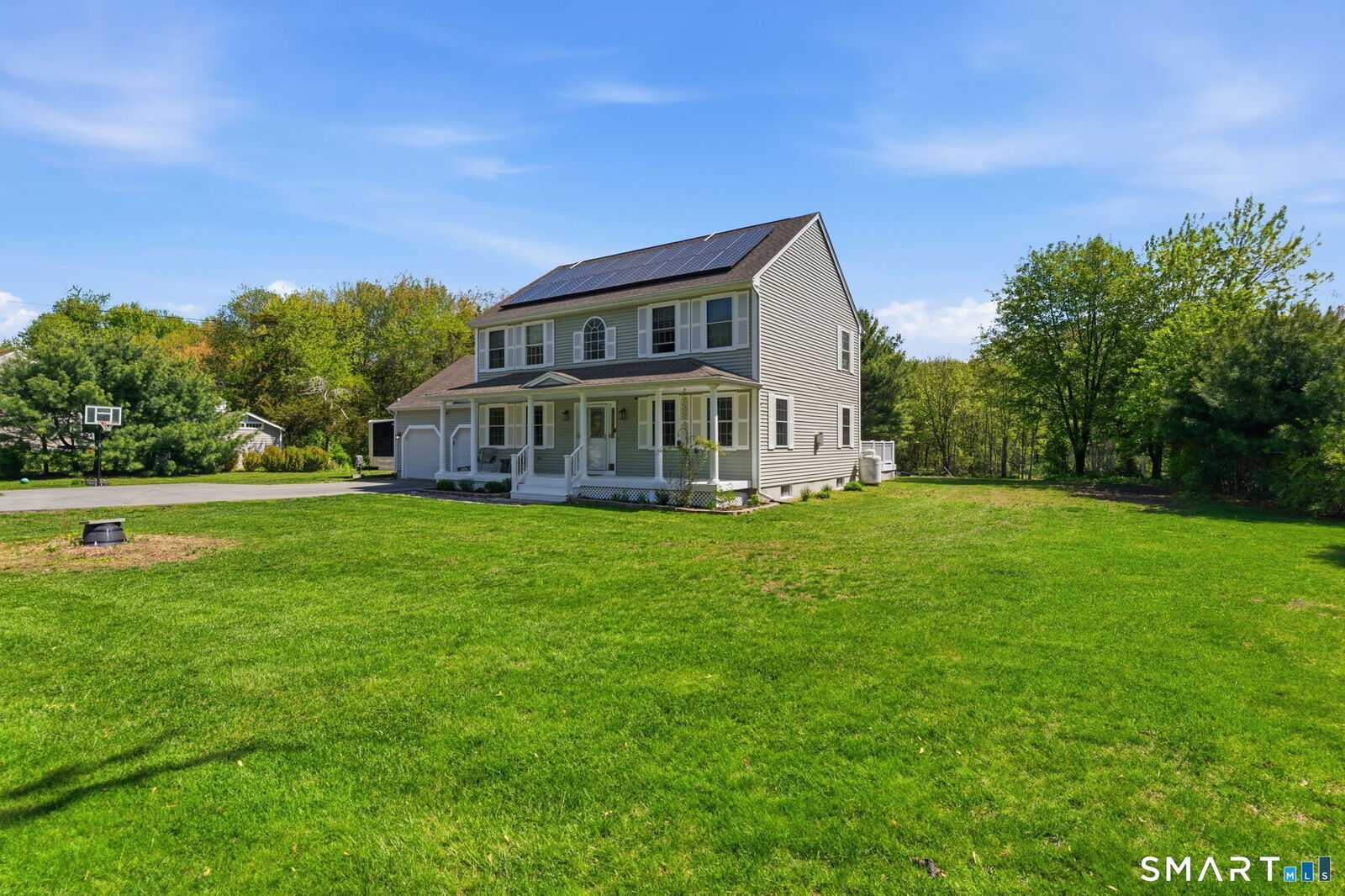 Property Photo:  51 Pautipaug Hill Road  CT 06033 