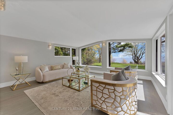 Property Photo: 33 Bellehaven Crescent ON M1M 1H2