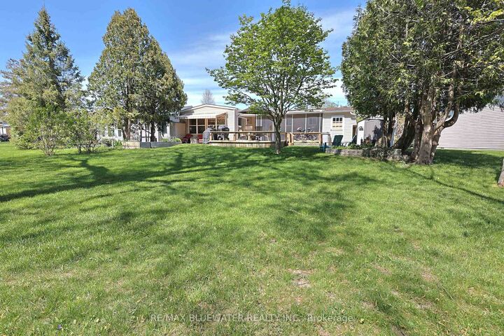 Property Photo: 350 Shannon Boulevard ON N0M 1T0