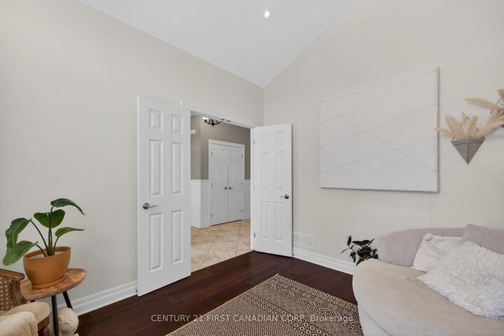 Property Photo: 63 Fieldstone Crescent ON N0L 1R0
