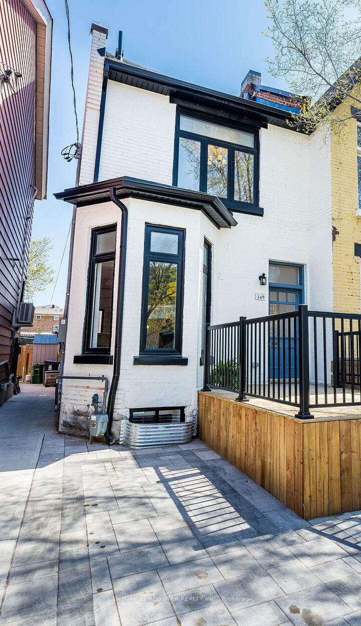 Property Photo:  369 Pacific Avenue  ON M6P 2R2 