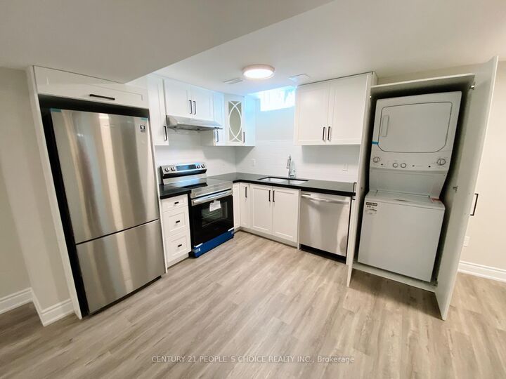 Photo de la propriété:  922 Silverthorn Mill Avenue  ON L5W 1B3 
