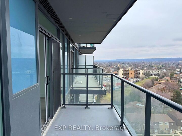Property Photo: 2782 Barton Street E 1019 ON L8E 0L3