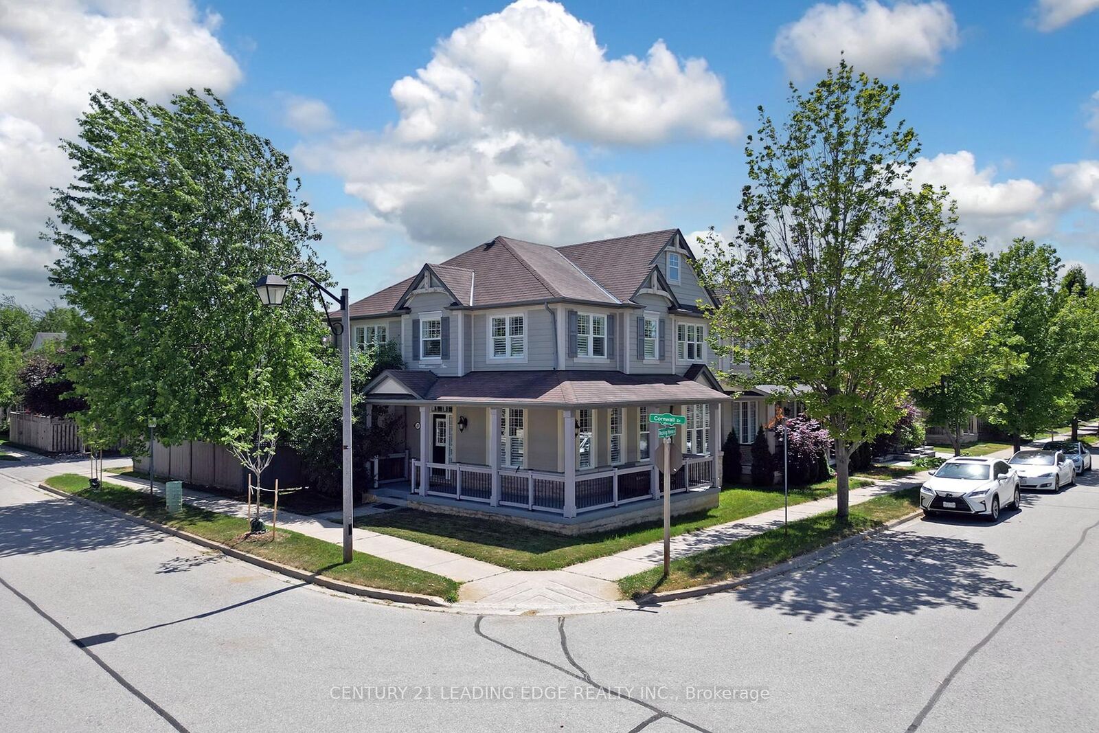 Property Photo:  27 Rocking Horse Street  ON L6B 1L9 