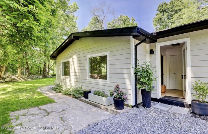 Property Photo: 12 Maryland NY 12484