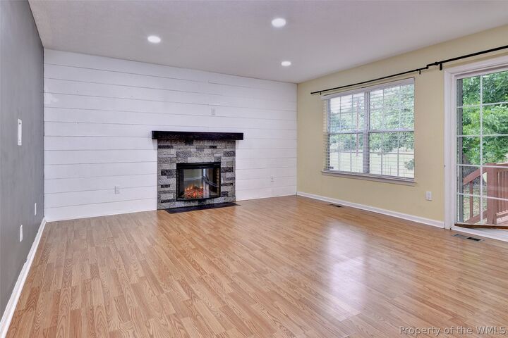 Property Photo: 132 Wellington Drive VA 23185