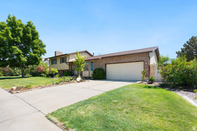 Property Photo: 865 S 325 W UT 84058