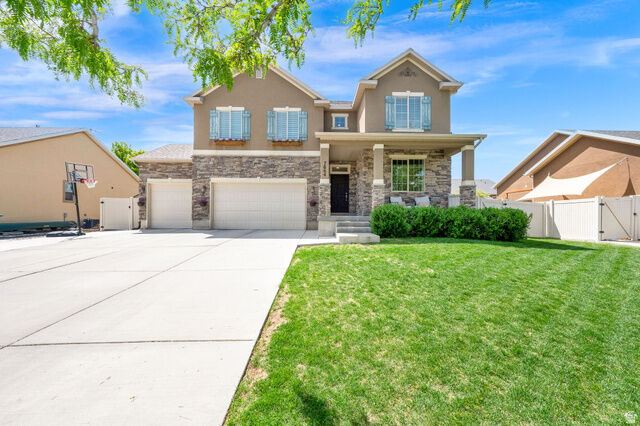 Property Photo: 7664 S 4730 W UT 84084