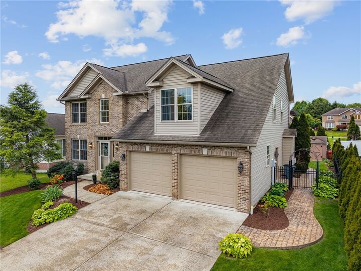Property Photo:  1803 Barneby Ct  PA 15642 