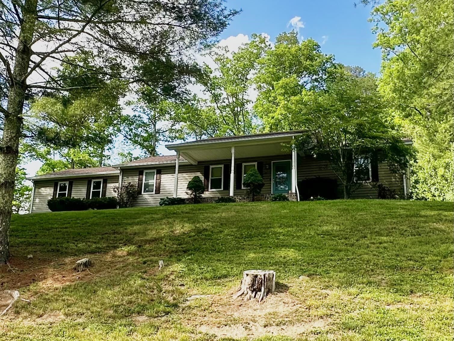 Property Photo:  19142 Pinehurst Estates  KY 41168 