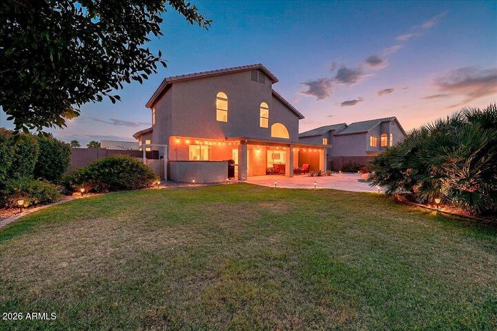 Property Photo:  1054 E Golden Court  AZ 85225 
