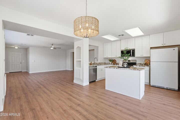 Property Photo:  1007 S Slater Circle  AZ 85206 