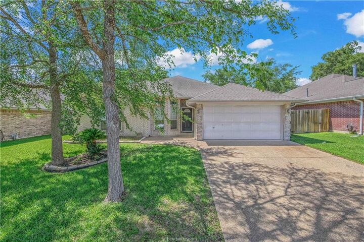 Property Photo:  1453 Fincastle Loop  TX 77845 