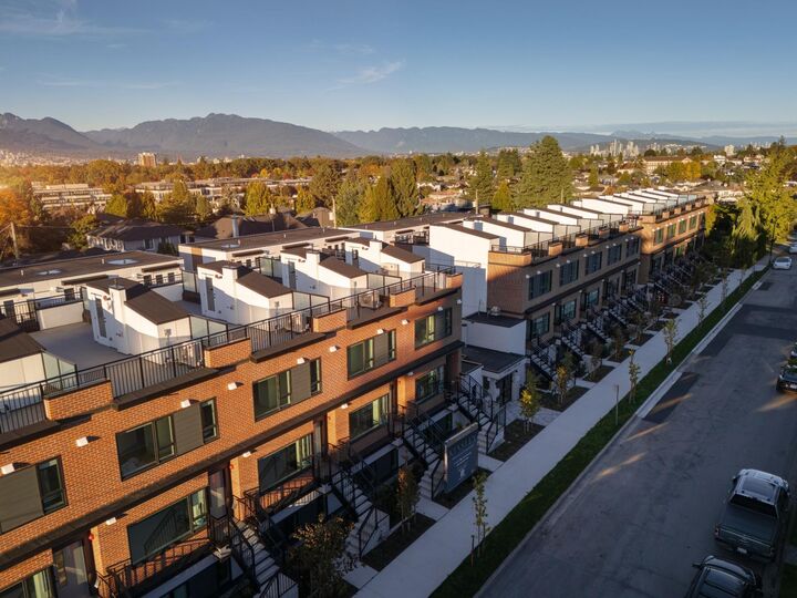Property Photo:  473 W 28th Avenue 134  BC V5Y 0P2 