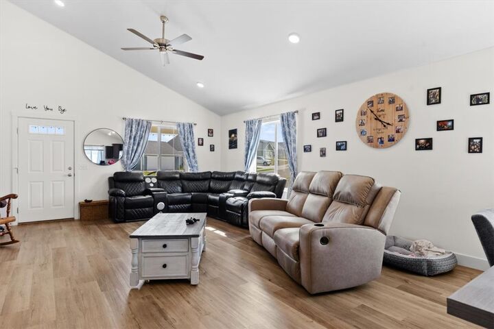 Property Photo:  959 Ortega Street  MT 59105 