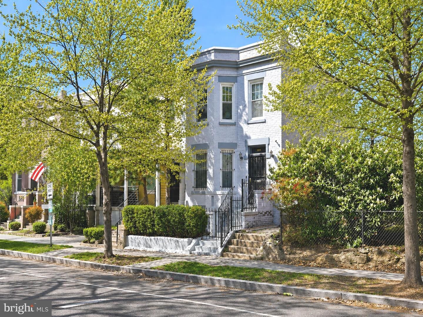 Property Photo:  1020 10th Street NE  DC 20002 