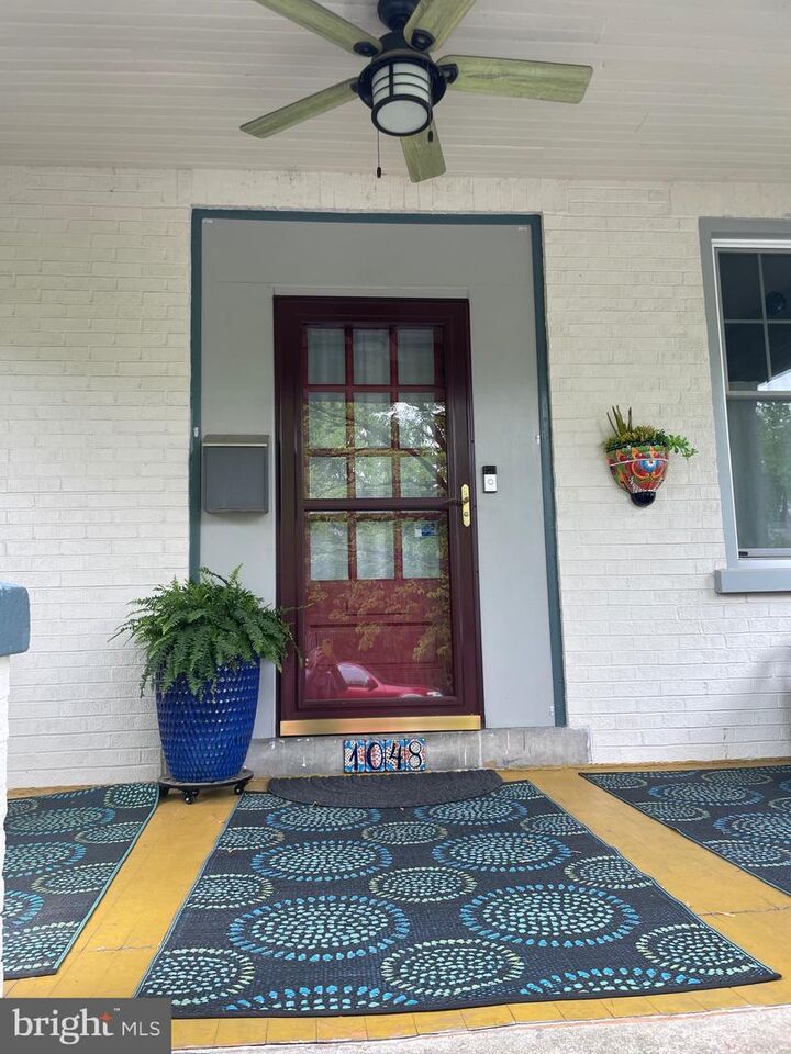 Property Photo: 1048 Elwood Avenue PA 17603