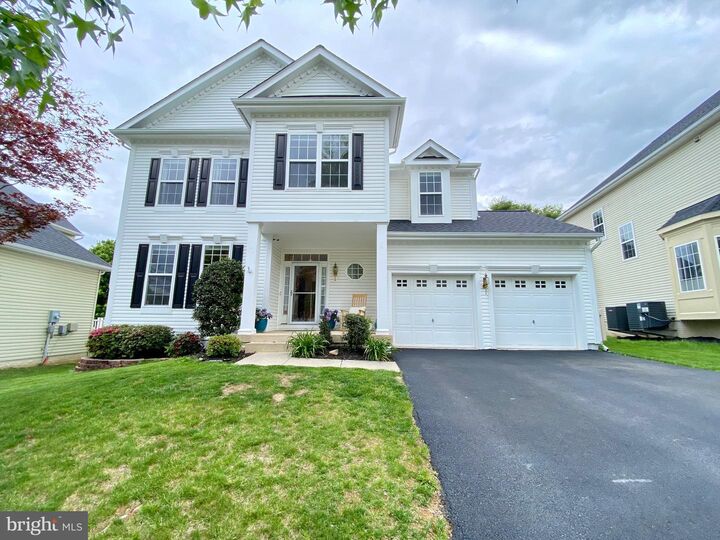 Property Photo: 35551 Sarasota Street VA 20141