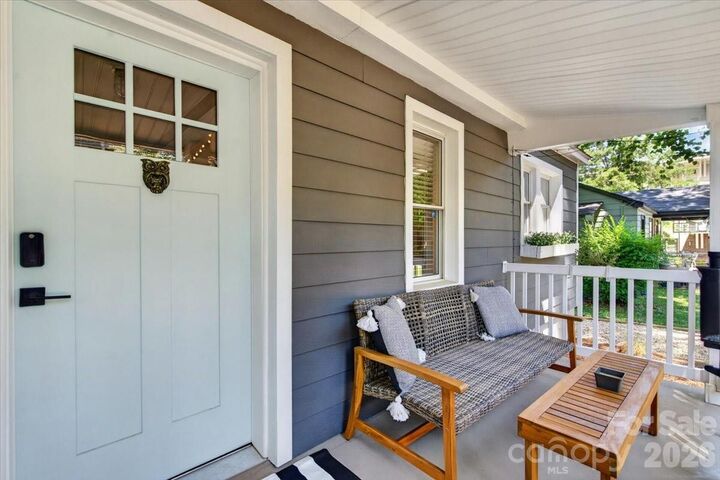 Property Photo:  904 Academy Street  NC 28205 