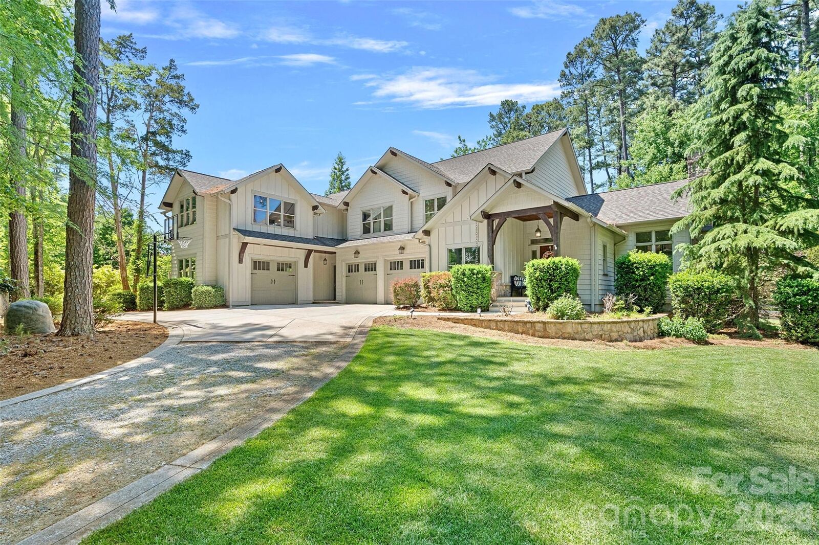 Property Photo:  236 Tuskarora Trail  NC 28117 