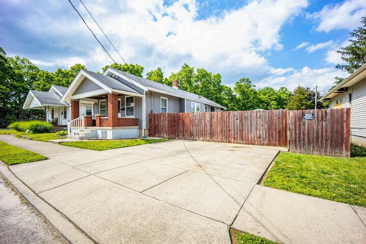 Property Photo: 408 Fallert Avenue OH 45015