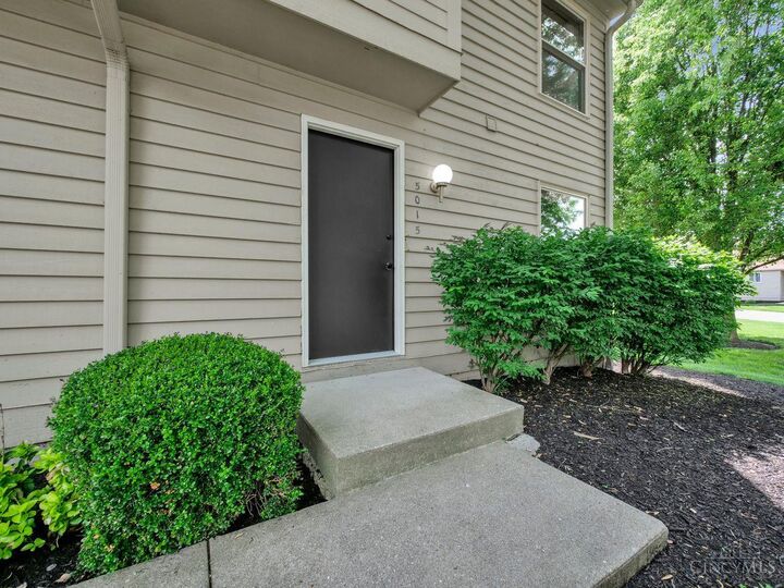 Property Photo:  5015 Columbia Circle  OH 45011 