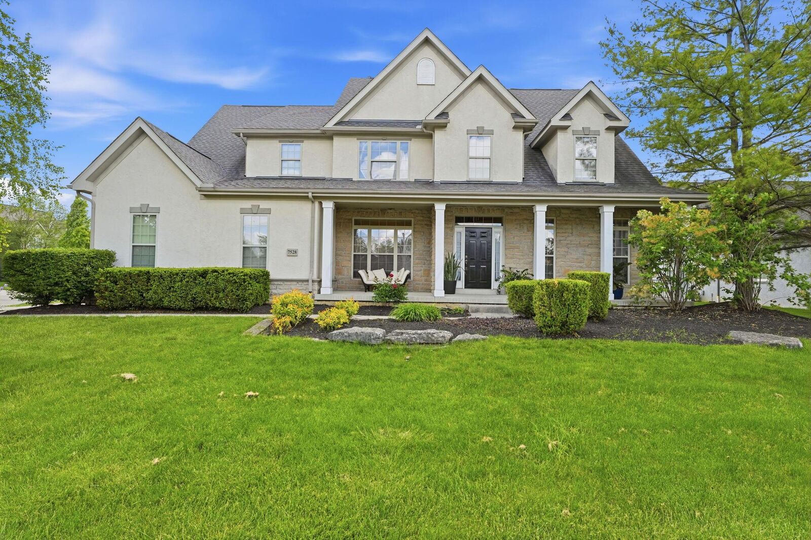 Property Photo:  7528 Overland Trail  OH 43015 
