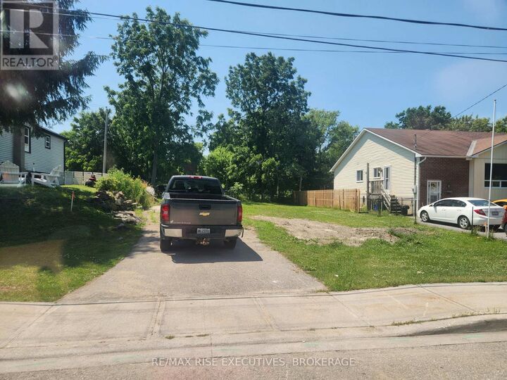 Property Photo:  380 Victoria Avenue  ON K7G 2S5 