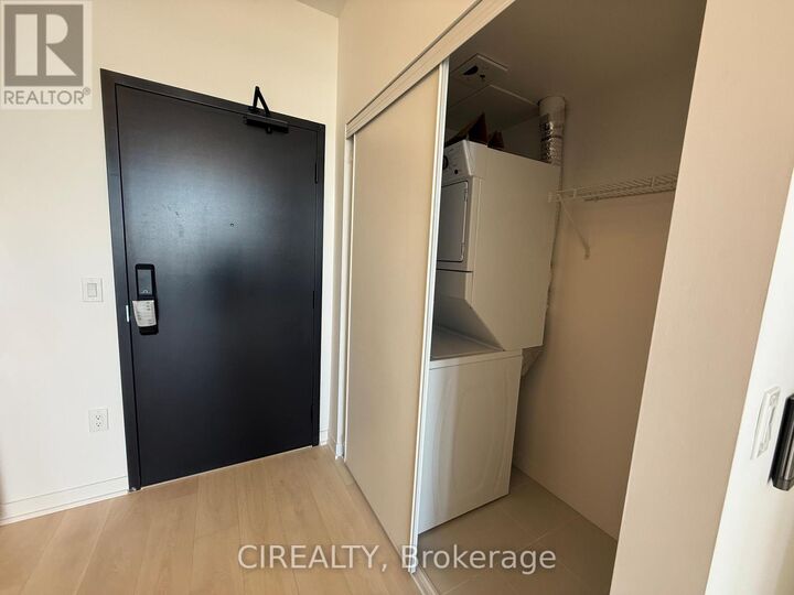 Property Photo:  4878 Powers Common 528  ON L7M 2B4 