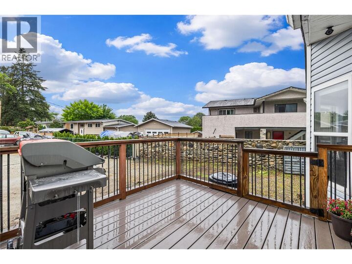 Photo de la propriété: 730 Cupar Road BC V1X 1R6